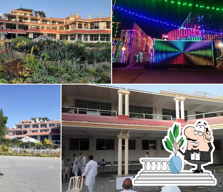 Dining Hall - Gyan Sarovar