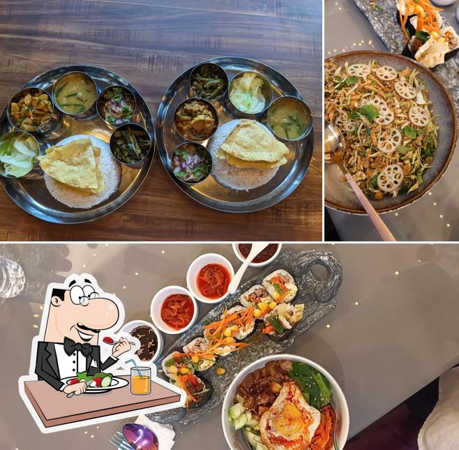 Food at Lilac Place