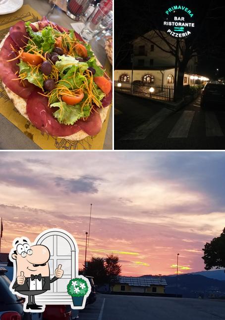 La esterno e cibo del ristorante