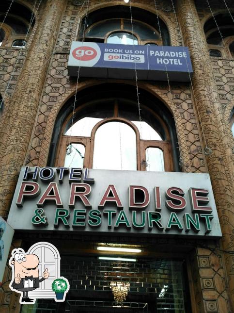 The exterior of Hotel Paradise And Restaurant