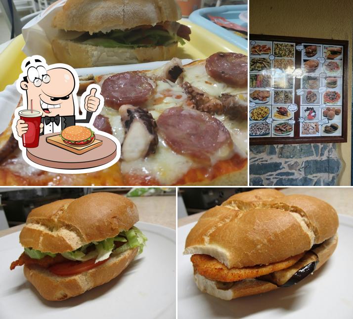 Prova un hamburger a Gastronomia Sa Pentuma