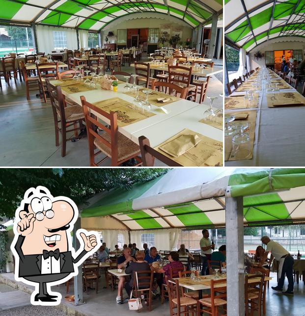 Gli interni di Degusteria Magrotti
