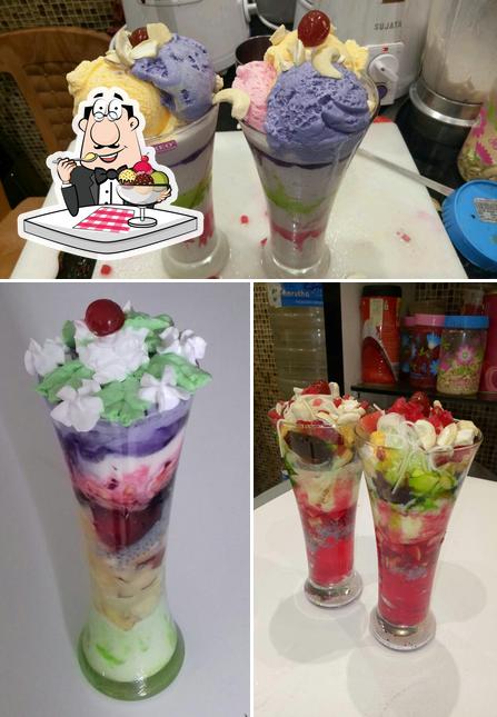 OREO BAKES serves a selection of sweet dishes