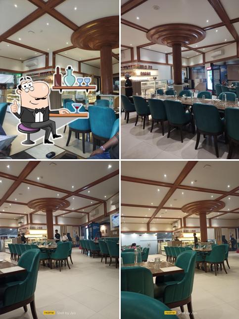 The interior of Pams Point