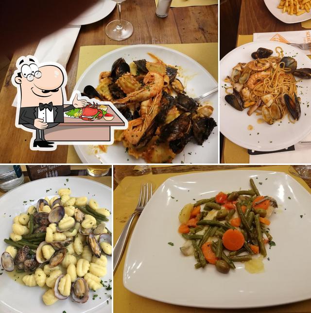 Ordina la cucina di mare a Sciach & Tra Imperia