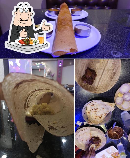 Food at Sri Raghavendra Udupi Hotel