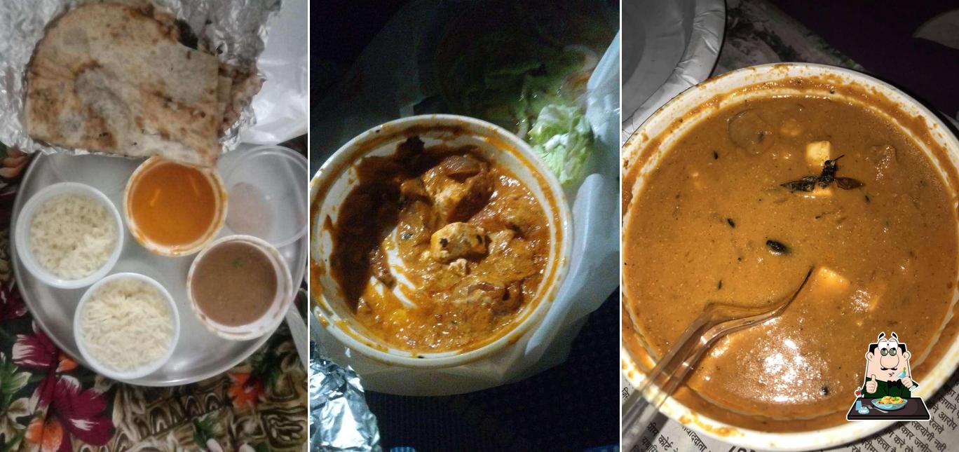 Food at Amritsari Chaap & Naan