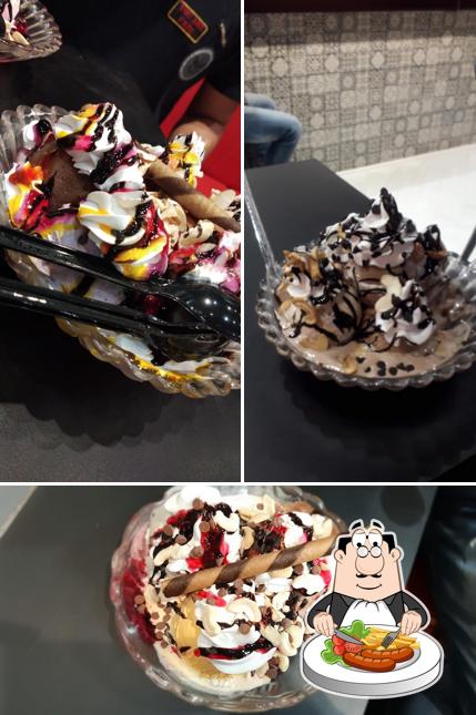 Banana split at Bismillah Juice Center