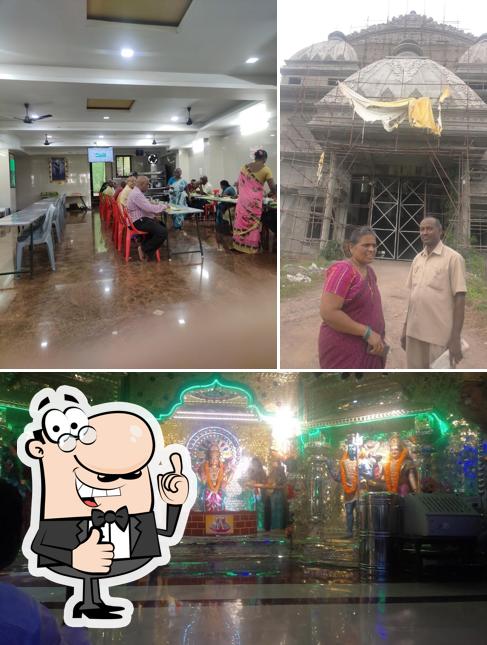 Look at the pic of Sri Kalahasteeswara Aarya Vysya Vasavi Nityanna Sathram Trust