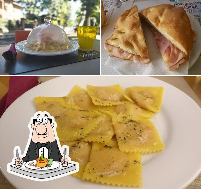 Platti al IL NICCHIO FocacceriArtisticPub
