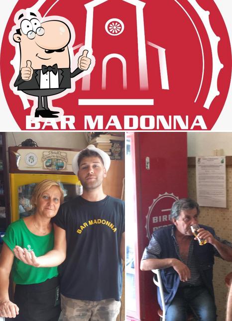 Vedi questa foto di Bar Madonna
