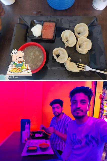 NEPALI MOMO