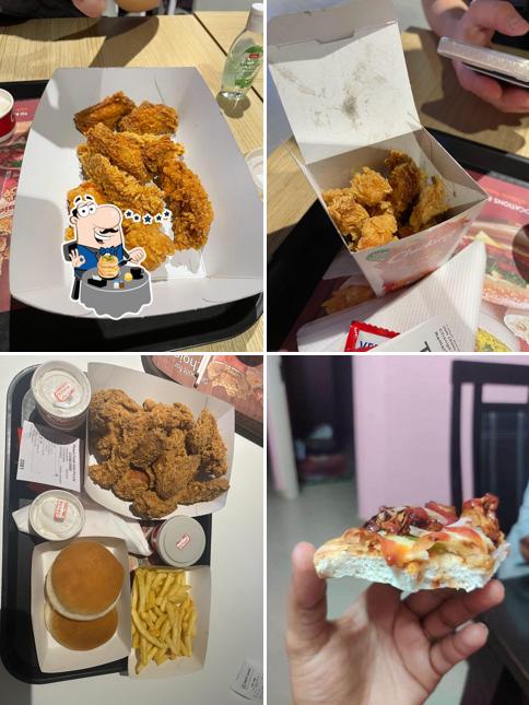 Food at ChicKing centre square mall