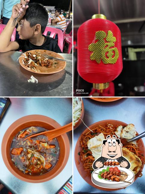Food at Gypsy chinese fast food centre