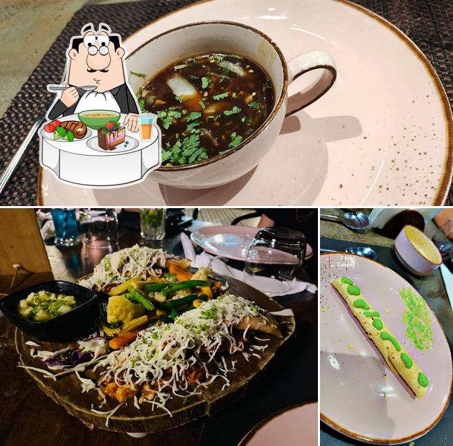 Hot and sour soup at Retro Bistro ( Anand )