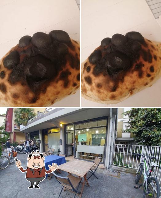 Antica Pizzeria si caratterizza per la cibo e interni