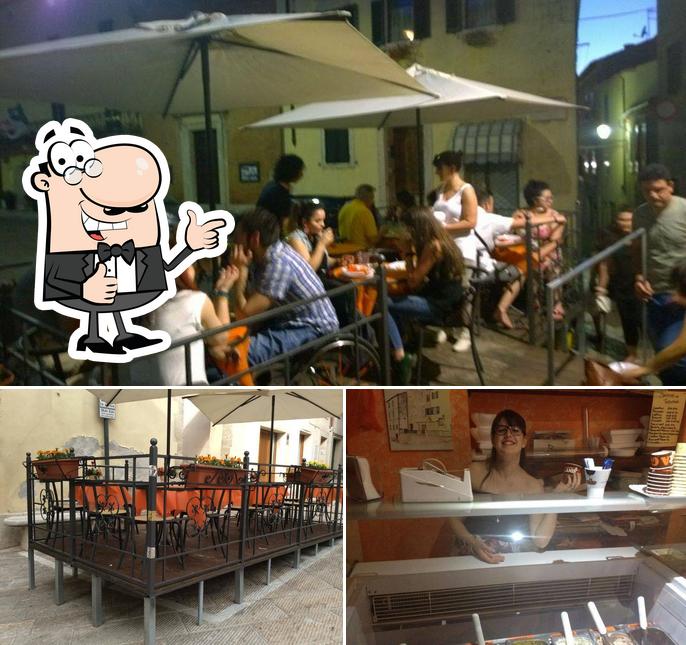 Ecco una foto di Caffè Portanuova