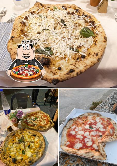 A Il Cantinone, puoi prenderti una bella pizza