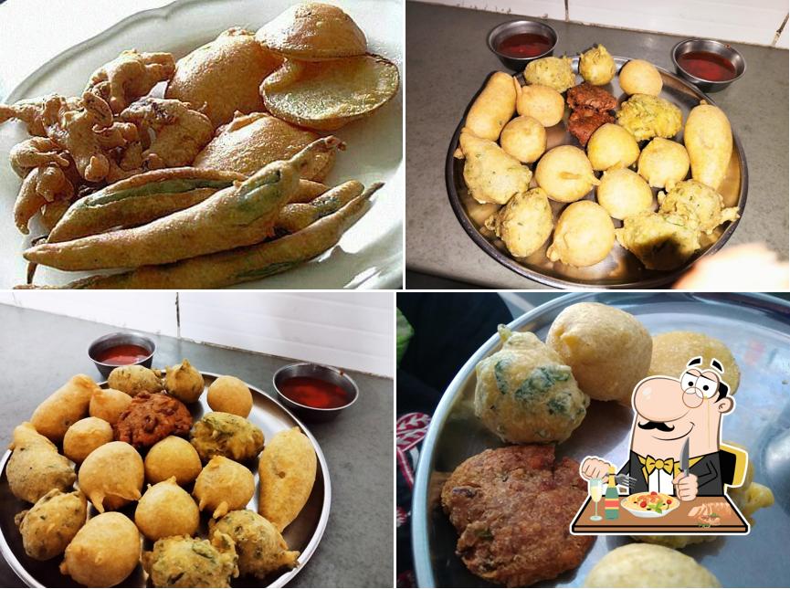 Food at Mayuri Bhajiya