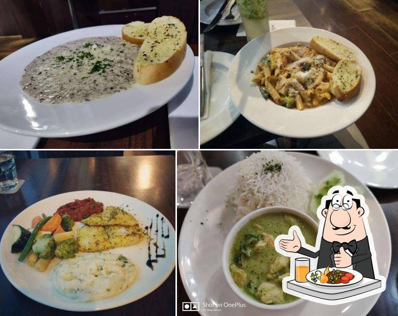 Food at Aromas