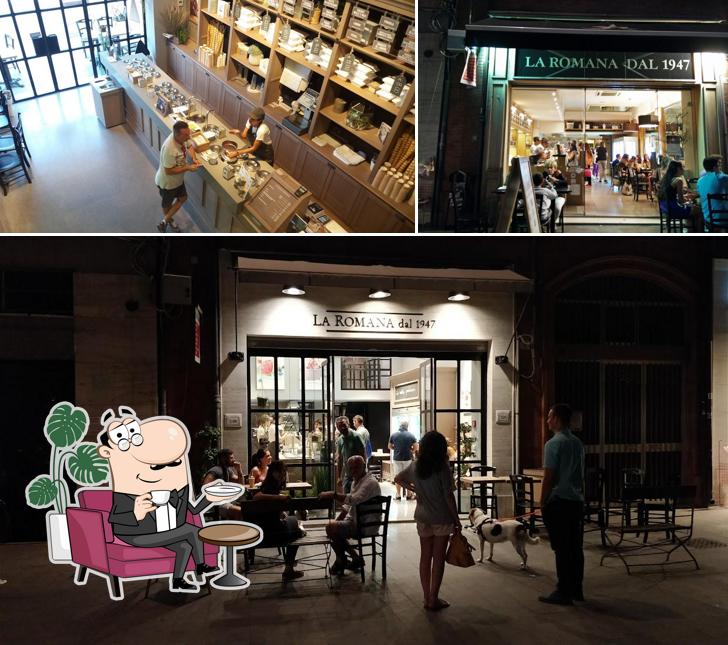 Siediti a un tavolo di Gelateria La Romana dal 1947