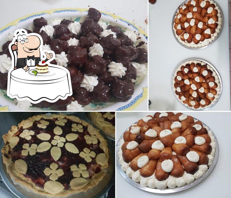 Azienda agrituristica Ri Coccia serve un'ampia varietà di dessert