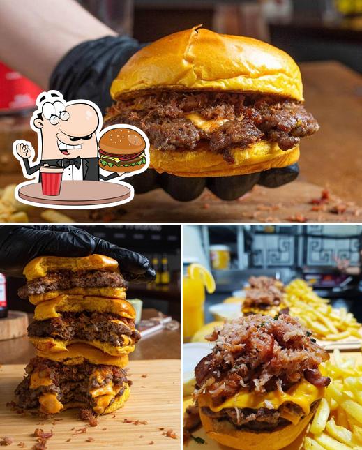 Experimente um dos hambúrgueres oferecidos no Felix burger
