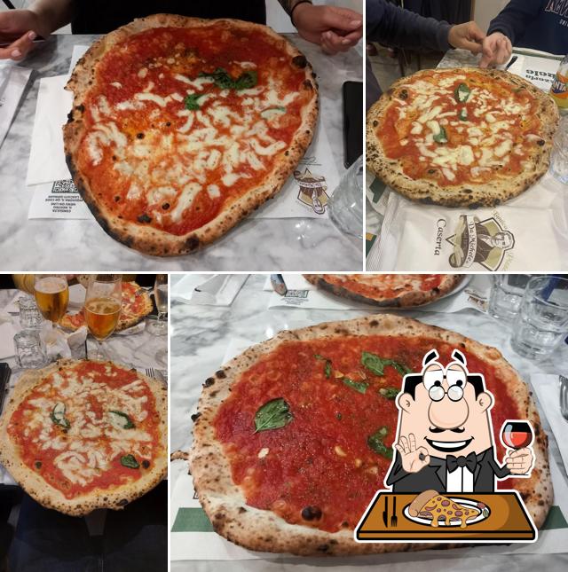 A L'Antica Pizzeria Da Michele Caserta, puoi ordinare una bella pizza