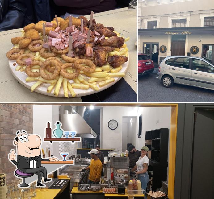 Burger Boss si caratterizza per la interni e esterno