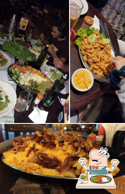 Comida em Pizzaria Chega Mais