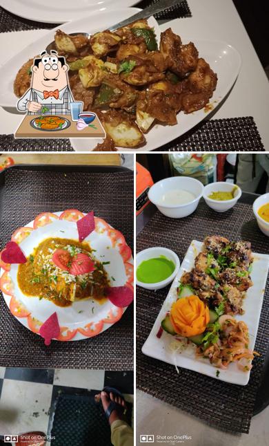 Chicken wings at People's Dine