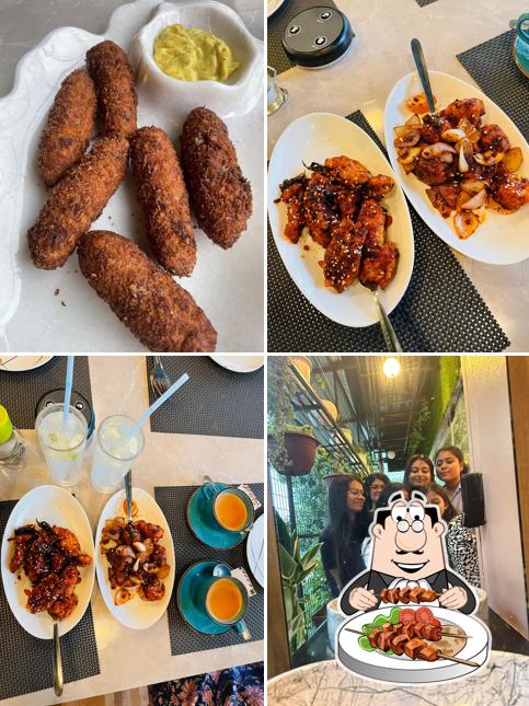 Meals at Steaming Mugs