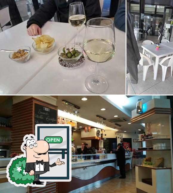 Gli esterni di Gran Caffé Maira