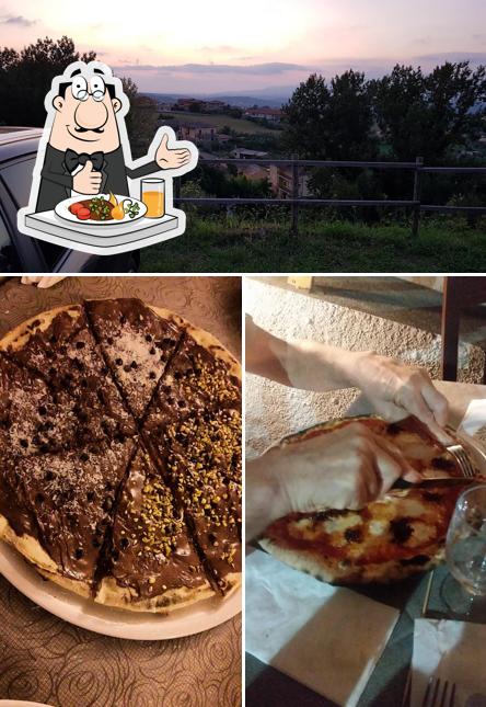La foto della cibo e esterno di Pizzeria Ristorante Al Vecchio Convento