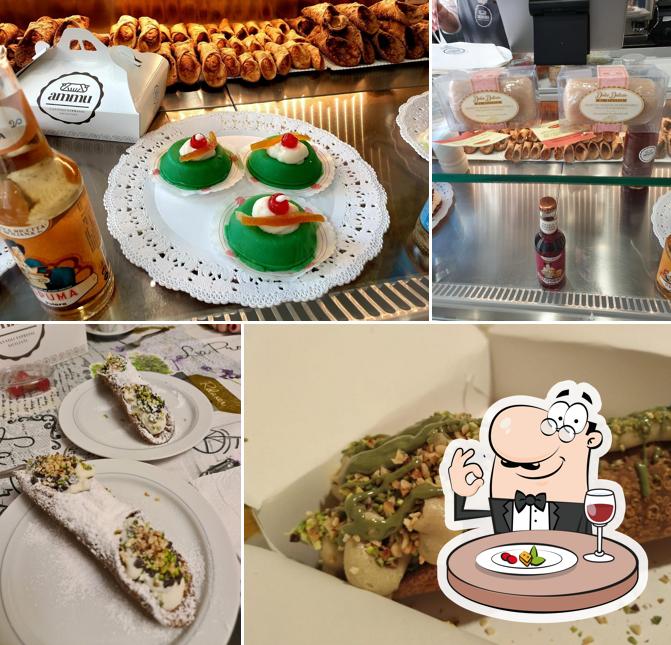 Cibo al AMMU Cannoli Espressi Siciliani