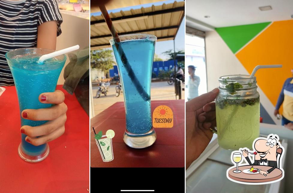 Meals at Lassi Magic : Best outdoor Cafe in Hubballi
