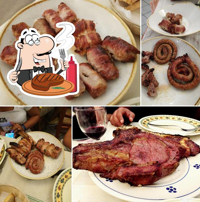 Ordina i piatti di carne a Rosticceria "Antico Borgo" di Menga Piero