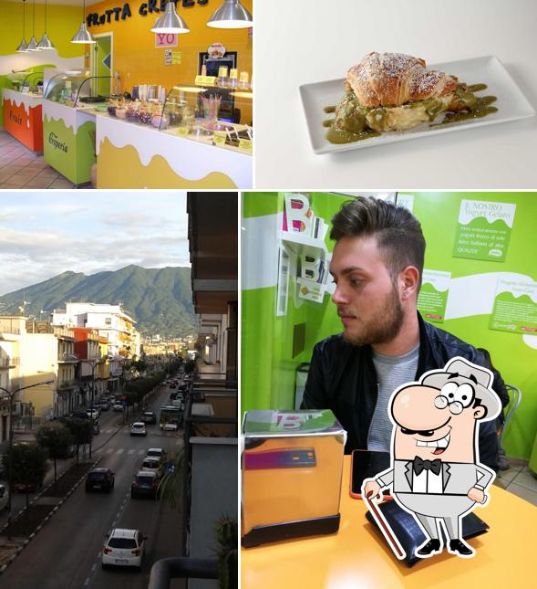 Gli esterni di Yogurteria yolly