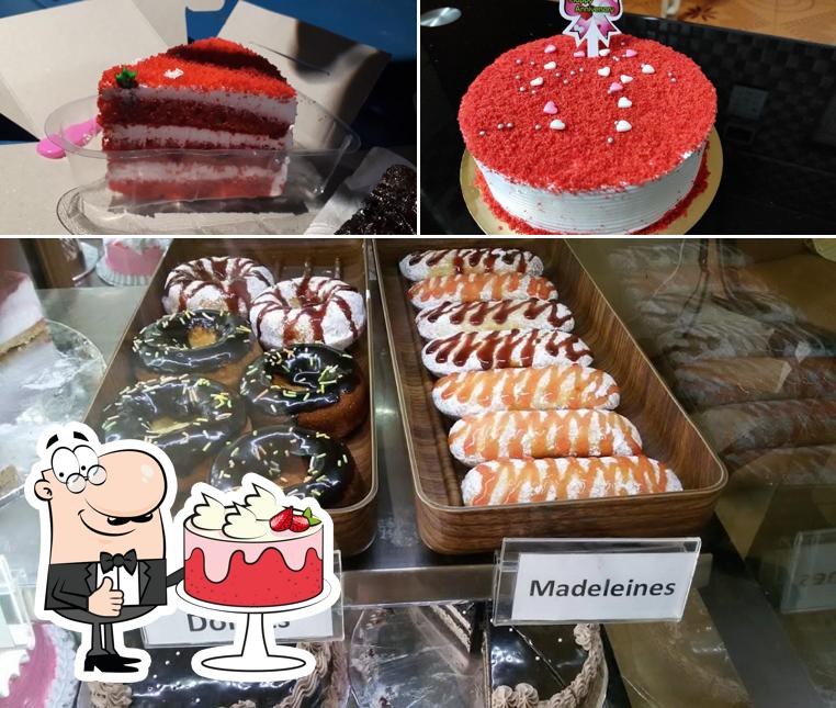 Red velvet cake at Mukta's Cakes
