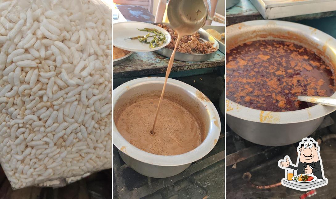 Food at Shrikrishna prakash bhuvan (Pavekar hotal)