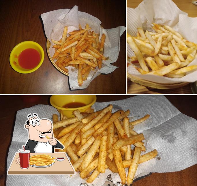 Order finger chips at The S Cafe