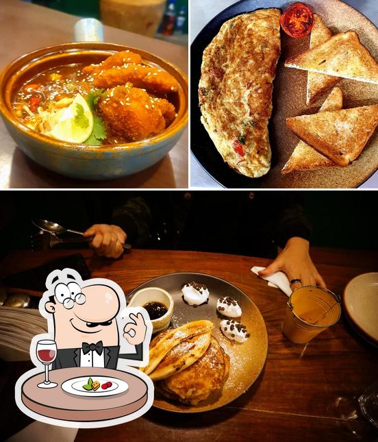 Food at Wood Street Cafe- Best Cafe in Shimla/Best Restaurant/Best Coffee Restaurant in Shimla