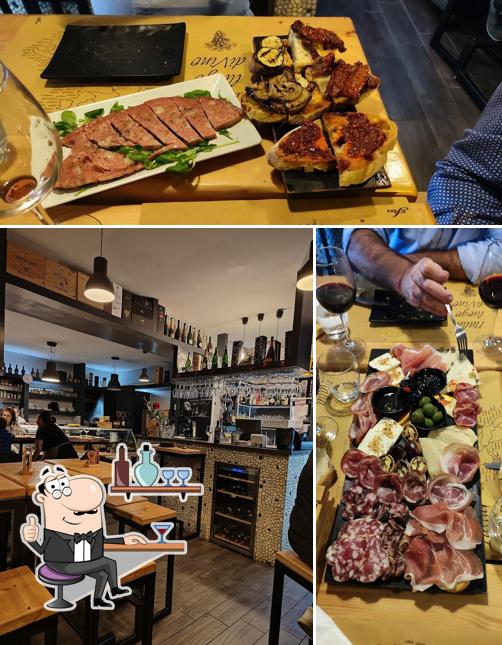 La interni e cibo del ristorante