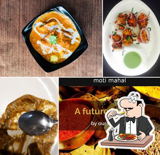Food at Moti Mahal Restaurant