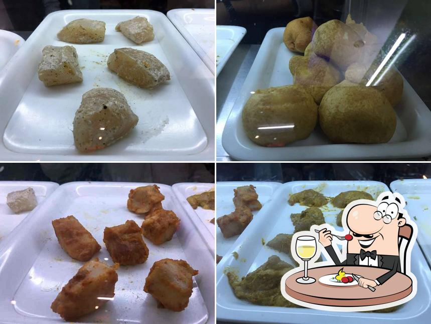 Food at Sahni Fish & Chicken