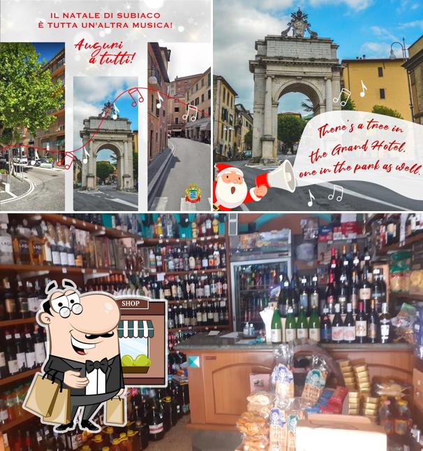 Questa è la immagine che presenta la esterno e interni di Enoteca Ciaffi di Fabio Ciaffi & Figli