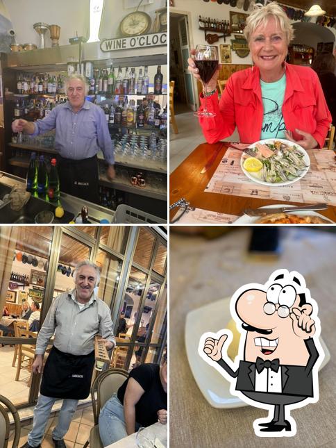 Dai un'occhiata agli interni di Gerry's pub