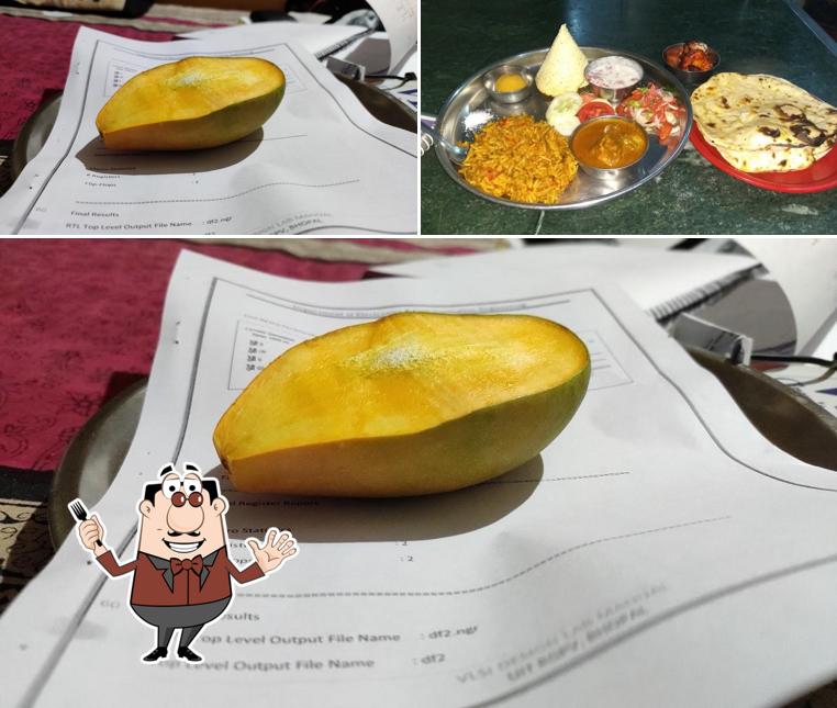 Food at Bhopal Ka Zayka