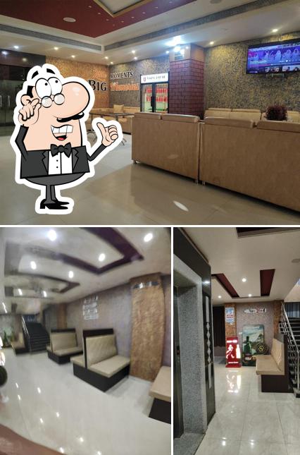 The interior of Royal restaurant and bar