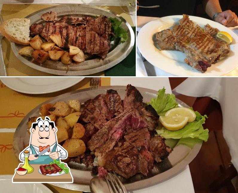 Piatti di carne vengono proposti a Trattoria Buzzino